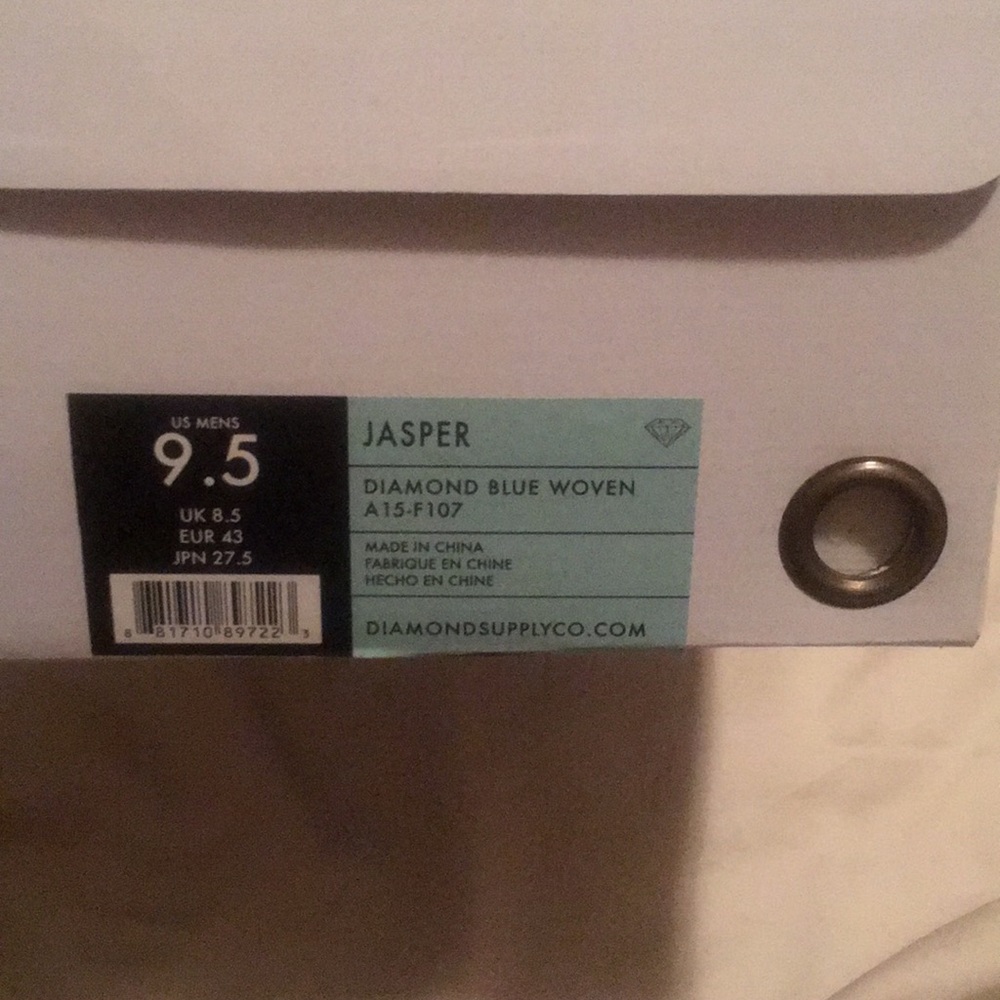 Diamond Supply Co. - Picture 2 of 6